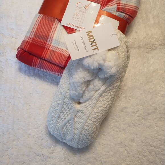 Adonna Fleece Pajamas with Free Gift! - Picture 5 of 7